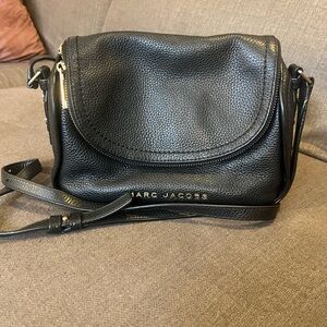 Pre-loved Marc Jacobs The Groove Leather Mini Messenger Bag